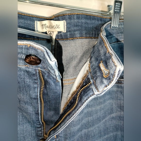 Madewell (Size 32) Medium Wash Classic Blue Curvy High Rise Skinny Crop Jeans - Picture 2 of 14